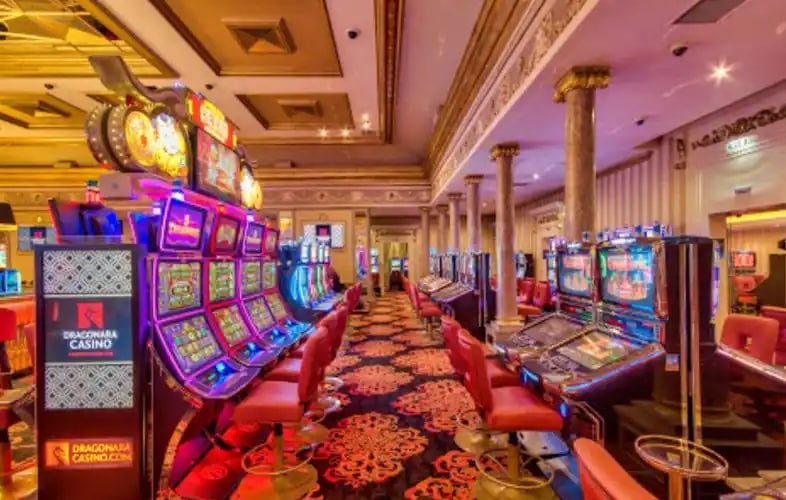Kartu fitur hiburan dewasa di tatacasino